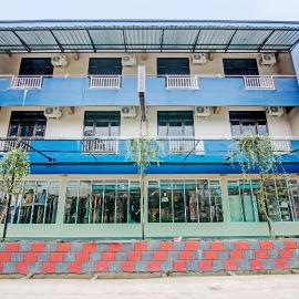 Hotel O Penginapan Thoybah Syariah Near Pondok Pesantren UMAR BIN KHATAB km 9 garuda sakti, hotel in Pangkalantiundung