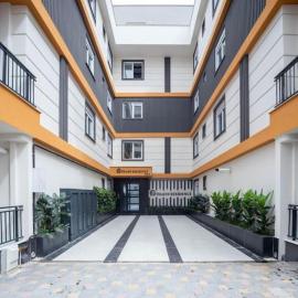Central Location 2 Bedroom Apt