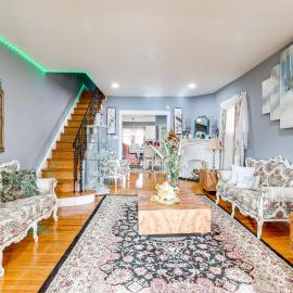 3 Mi to Penn: Pet-Friendly Townhome in Yeadon!