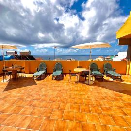 Gloria Suites at Pension Candelaria, hotelli kohteessa Valle Gran Rey