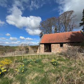 Stable Cottage by Roslin Glen, hotel in Roslin