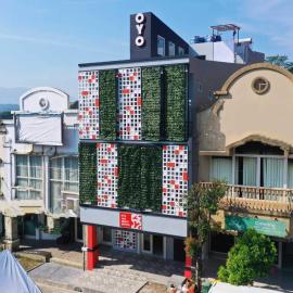 Capital O 92765 J&b Smart Sentul, hotel em Bogor
