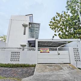 Hotel O Niza Guesthouse Syariah, viešbutis mieste Baniuvangis