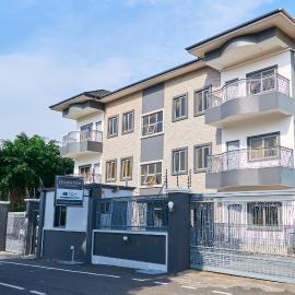 Queens View Apartment
