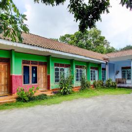 Hotel O Pondok Wisata Kurniawan 2NearWonogondang Camp ( Bumi Perkemahan Wonogondang )