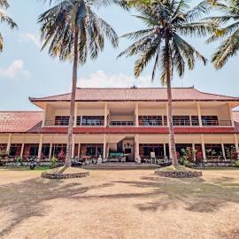 Capital O 93236 Hotel Hapel Negara, hotel a Banyubiru