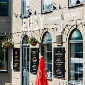 Ruby Pub & Hotel, hotel i Brighton & Hove