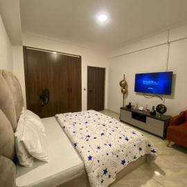 AJ's Exclusive Apartment