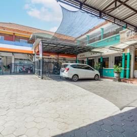 Hotel O Central Madiun Near Stasiun Kota Madiun