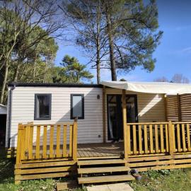 Mobil home Neuf 6 places Climatisé, מלון בקאמייר