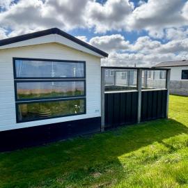 Chalet direct aan Waddenzee, hotel in Westerland