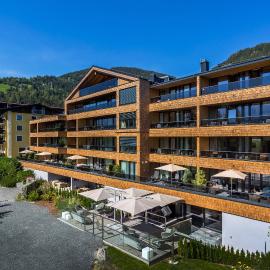 Schönblick Residence Apartments - incl summer and mobility card, hotel in Zell am See
