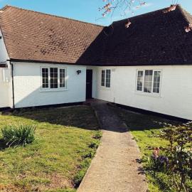 Elms Farm Cottages - White Swans