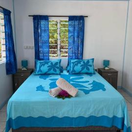 Chez Guy , chambre familiale, hotel u gradu 'Tiputa'