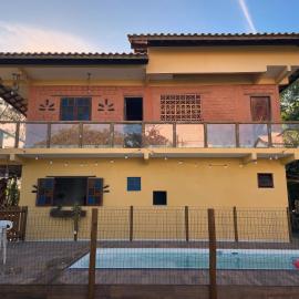 Casa de Praia Itacimirim Bahia - Piscina e Conforto