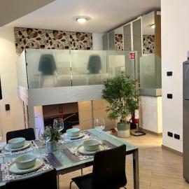 Menaggio Down Town, hotell i Menaggio