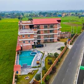 Hotel Yatra Sauraha Pvt Ltd, hotel v destinaci Jhawāni