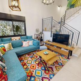 The Galilee Flame duplex, hotel i Shlomi