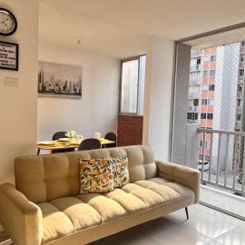 Max House 503, hotel en Soledad