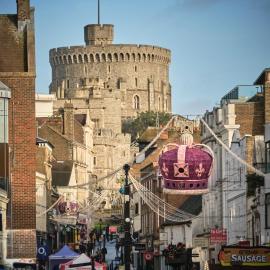 Queen Annes court luxury apartment on high street, hotel v destinácii Windsor