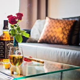 Warta Riverside & Old Town Luxury Residence, hotel in Poznań