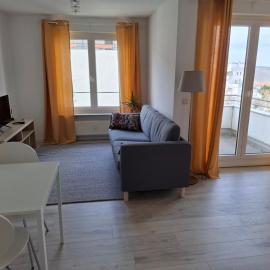 Ruhige und praktisch möblierte 2 Zi Wohnung 52 qm, hotel di Plochingen