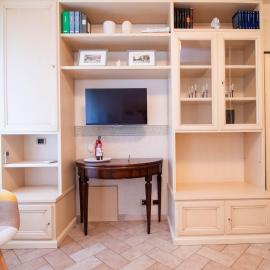 Central Domus Wi-Fi Station by We Host Yuo