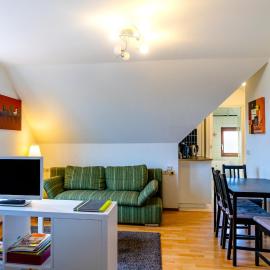 StayIN Apartment near Stuttgart, hotel din Steinenbronn