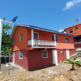 Michael's Beach Complex #4, hotel in Brighton Village