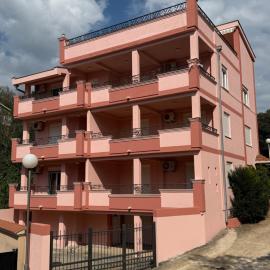 Yu&li Rose Apartments Adriatic