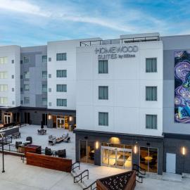 Homewood Suites By Hilton Newport Cincinnati, khách sạn ở Newport