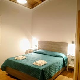 Guest House Lo specchio sul mare, hotel di Santa Flavia