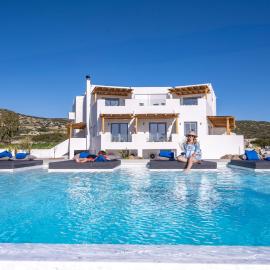 Kastraki Riviera Suites, hotel sa Kastraki
