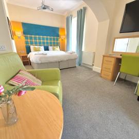 Seabank House Hotel: Nairn şehrinde bir otel