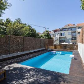 Liiiving in Porto - Pool Paradise Apartments