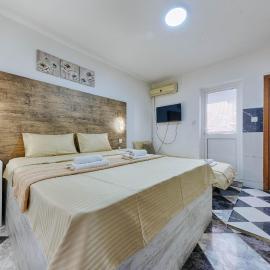 Studio Apartments S