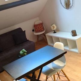 Les Eugènes, appartements, hotel in Lens