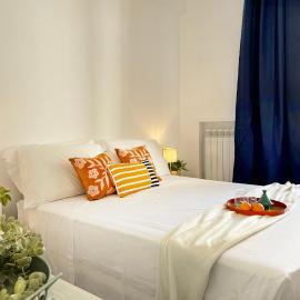 HoliHome DeG's House 150m dal mare, hotell i Alba Adriatica