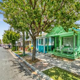 322S 322 Sumner Ave