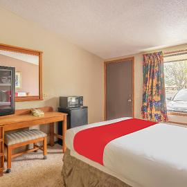 OYO Hotel Daleville AL Hwy 84, hotel in Daleville