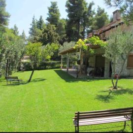 Sani Beach House 5 minute walk to the beach