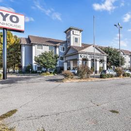 OYO Townhouse Oklahoma City Airport