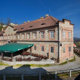 Residence Knížecí Dvůr, hotel u gradu Hluboka na Vltavi