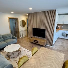 Cozy 2-Bedroom Seaside Apartment, hotell i Pärnu