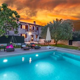 Villa Pietra, hotel em Galižana