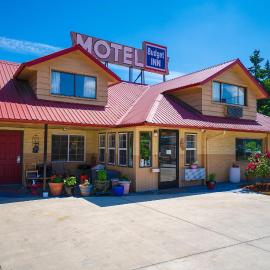 Budget Inn Gladstone By OYO - Portland Clackamas, hotel v destinaci Gladstone