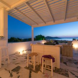 Seaside stays and tours in Naxos, Greece
