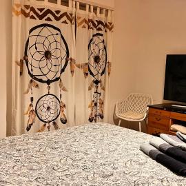 Bel appartement lumineux Monthey Gare deux pièces & cuisine séparée, hôtel à Monthey