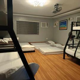 AQC Private Beach House, hotel in Bolinao