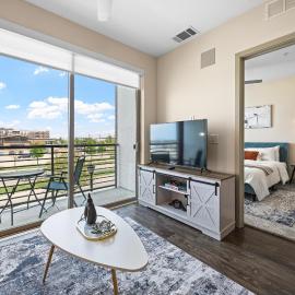 Stylish 1BR Retreat with Pool & Gym